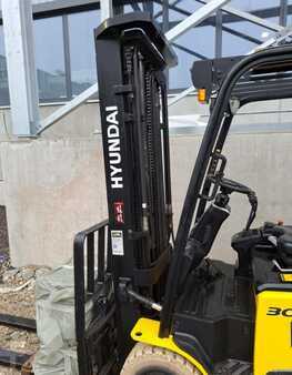 Hyundai 30BH-9, 3 ton electric, Triplex 5,5m, Gabelstapler