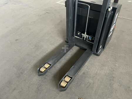 Carrello retrattile 2022  EP Equipment ES20, 4000mm, 2000kg Hochhubwagen wie Jungheinrich (17)