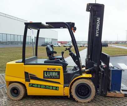 Eléctrica de 4 ruedas 2017  Hyundai 50 B-9, Gabelstapler, Forklift 5t, 5,9m (1)