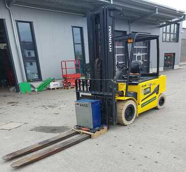 Chariots électriques à 4 roues 2017  Hyundai 50 B-9, Gabelstapler, Forklift 5t, 5,9m (3)