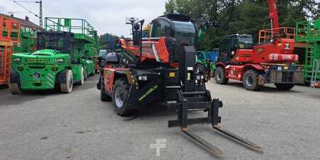 Manitou MRT 1845, previous 1840, rotating telehandler 18m