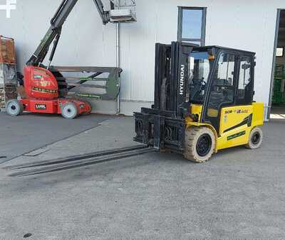 Electric - 4 wheels 2017  Hyundai 50 B-9, Gabelstapler, Vollkabine,Forklift 5t, 4,3m (2)