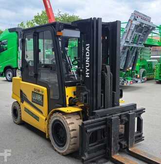 Chariots électriques à 4 roues 2017  Hyundai 50 B-9, Gabelstapler, Vollkabine,Forklift 5t, 4,3m (4)