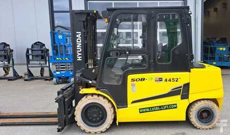 Chariots électriques à 4 roues 2017  Hyundai 50 B-9, Gabelstapler, Vollkabine,Forklift 5t, 4,3m (8)