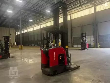 Reach Trucks 2014  Raymond 752R45TT (1)