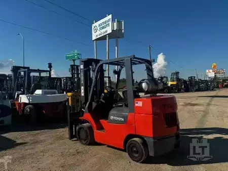Propane Forklifts 2005  Toyota 7FGCU45 (2)