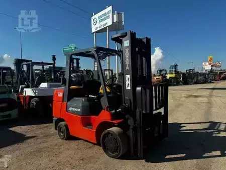 Propane Forklifts 2005  Toyota 7FGCU45 (6)