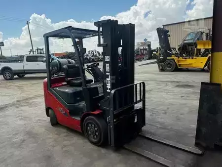 Montacargas GLP 2019  Heli CPYD25C (3)