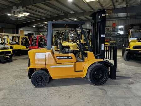 Diesel Forklifts 2004  CAT Lift Trucks DP40K1 (1)