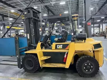Diesel Forklifts 2015  CAT Lift Trucks DP70E (1)