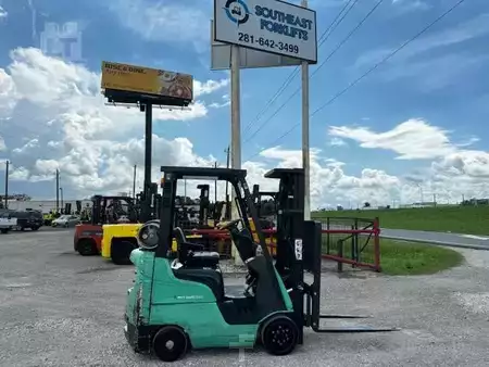 Propane Forklifts  Mitsubishi FGC18N (1)
