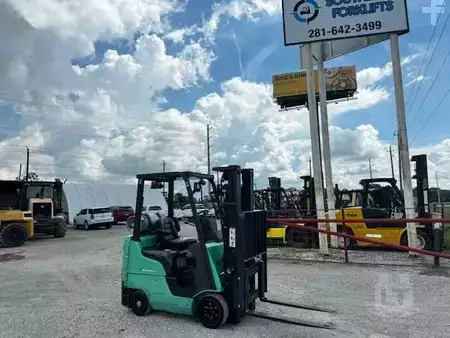 Propane Forklifts  Mitsubishi FGC18N (3)