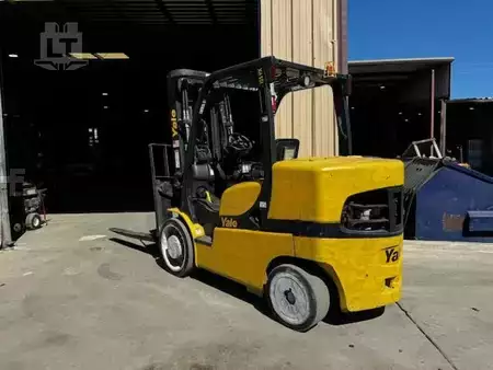 Diesel Forklifts 2015  Yale GDC155VX (3)