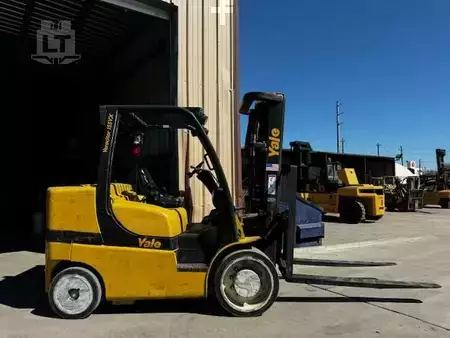 Diesel Forklifts 2015  Yale GDC155VX (4)
