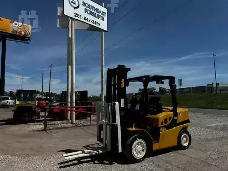 Diesel Forklifts 2011  Yale GDP080VX (5)