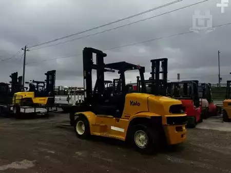 Montacargas diésel 2016  Yale GDP155VX (3)