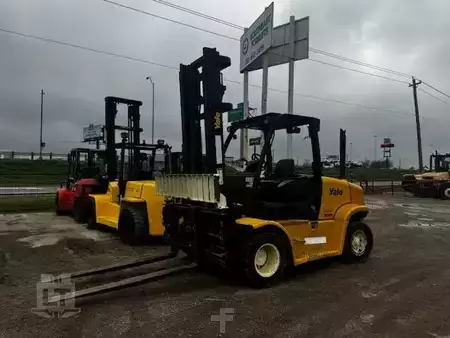 Diesel Forklifts 2016  Yale GDP155VX (2)