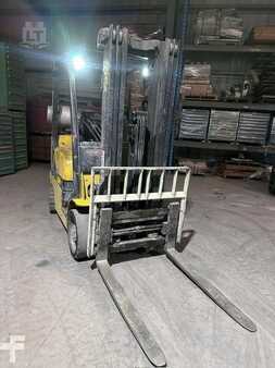 Propane Forklifts 2018  Yale GLC050VX (2)