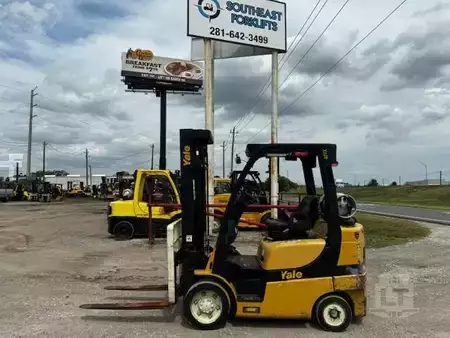 Propane Forklifts 2020  Yale GLC060VX (4)