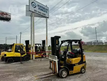 Propane Forklifts 2021  Yale GLC060VX (5)