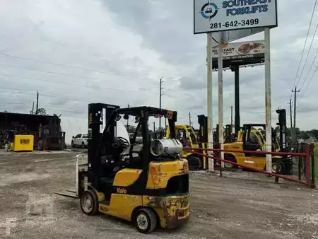 Propane Forklifts 2021  Yale GLC060VX (6)