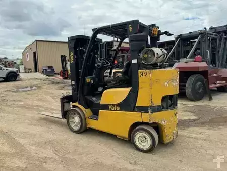 Propane Forklifts  Yale GLC080VX (3)