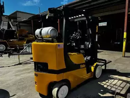 Propane Forklifts  Yale GLC080VX (2)