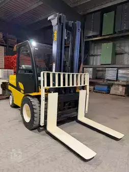Propane Forklifts 2021  Yale GLP100VX (6)