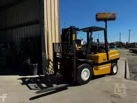 Propane Forklifts 2000  Yale GLP120MJ (2)