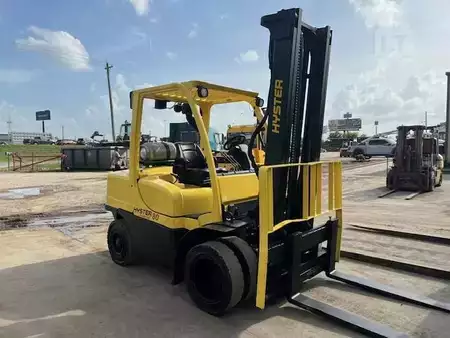 Propane Forklifts 2011  Hyster H80FT (2)