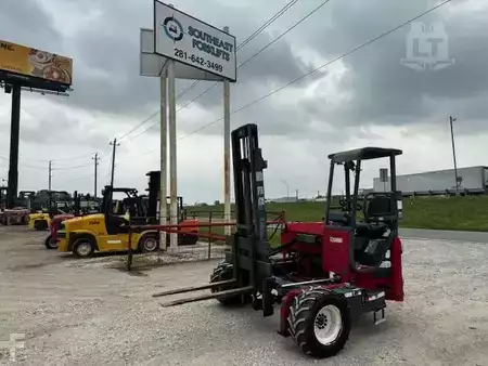 Montacargas Transportable  Moffett M4500 (5)