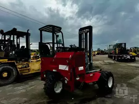 Montacargas Transportable  Moffett M5500 (4)