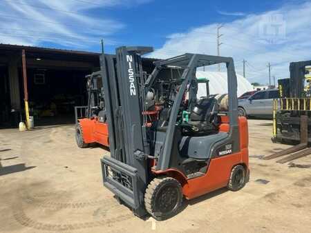 Propane Forklifts 2014  Nissan MCP1F2A25LV (1)