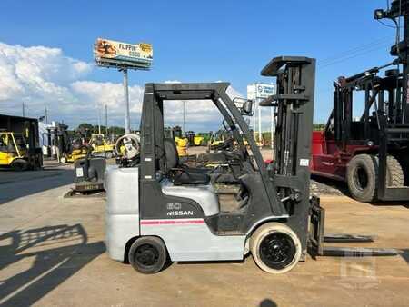 Propane Forklifts 2012  Nissan MCUL02A30LV (1)