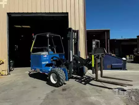 Truck Mounted Forklift 2014  Princeton PB55X (2)