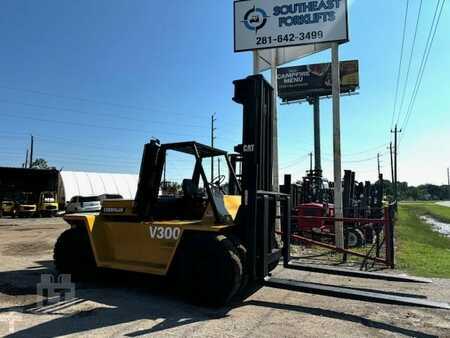 Carretilla elevadora diésel 1980  CAT Lift Trucks V300 (4)