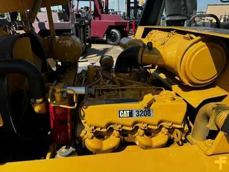 Carretilla elevadora diésel 1980  CAT Lift Trucks V300 (7)
