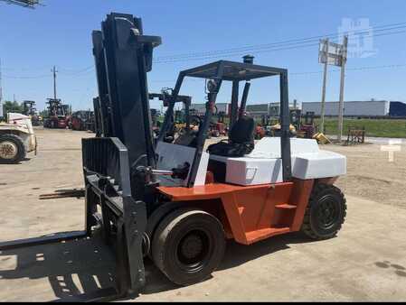 Diesel Forklifts 1997  Nissan VF05H70V (1)