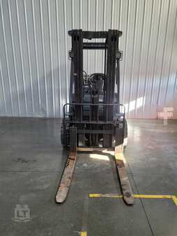 Propane Forklifts 2017  Toyota 8FGU25 (2)