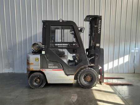Propane Forklifts 2013  Nissan MP1F2A25LS (1)