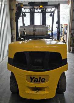 Propane Forklifts 2008  Yale GLP120VX (4)