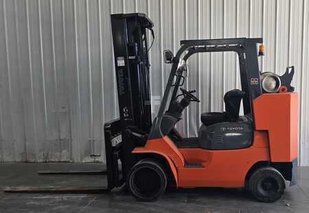 Portacontenedor 2012  Toyota 8FGCU45-BCS (2)