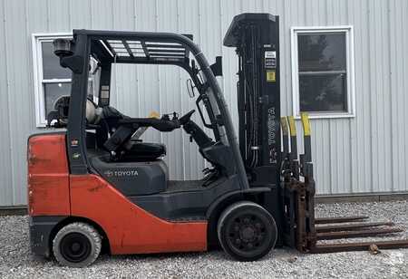 Carretilla elevadora GLP 2019  Toyota 8FGCU32 (1)