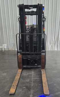 Carretilla elevadora GLP 2014  Toyota 8FGCU25 (4)