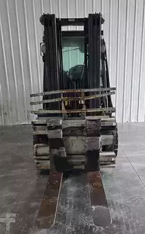 Container Handlers 2014  CAT Lift Trucks DP40N1 (5)