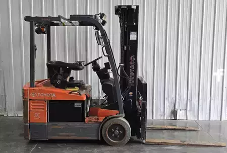 3-Wheel Electric 2013  Toyota 8FBE15U (1)