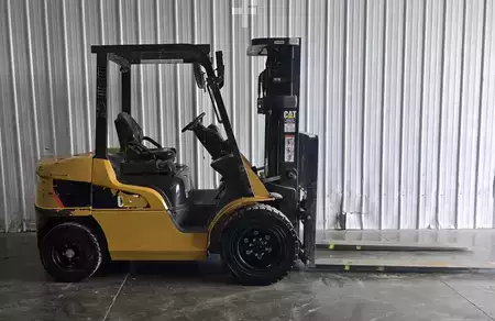 Diesel Forklifts 2020  CAT Lift Trucks DP30N (1)
