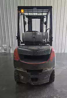 Montacargas GLP 2018  Toyota 8FGU25 (3)