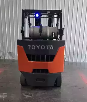Montacargas GLP 2020  Toyota 8FGC35U-BCS (8)