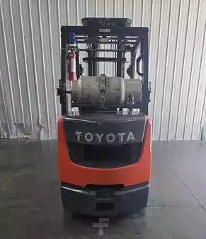 Propane Forklifts 2007  Toyota 8FGCU30 (4)